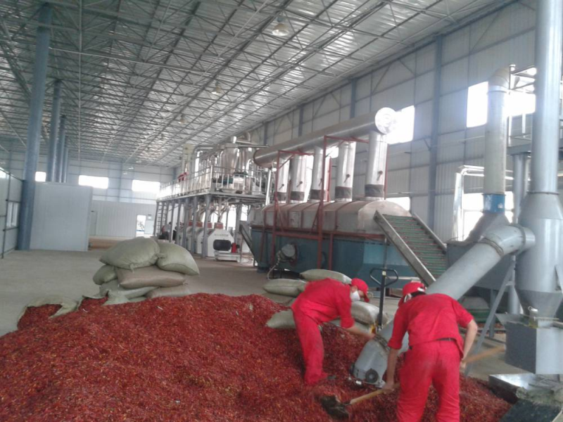 魔鬼椒朝天椒航椒等高辣度提取辣椒面、辣椒精，并将辣椒精纯化为高纯度辣椒碱的设备